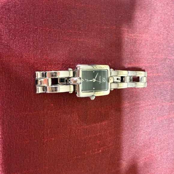 Fossil Black and Silver Women's Watch - Picture 8 of 9